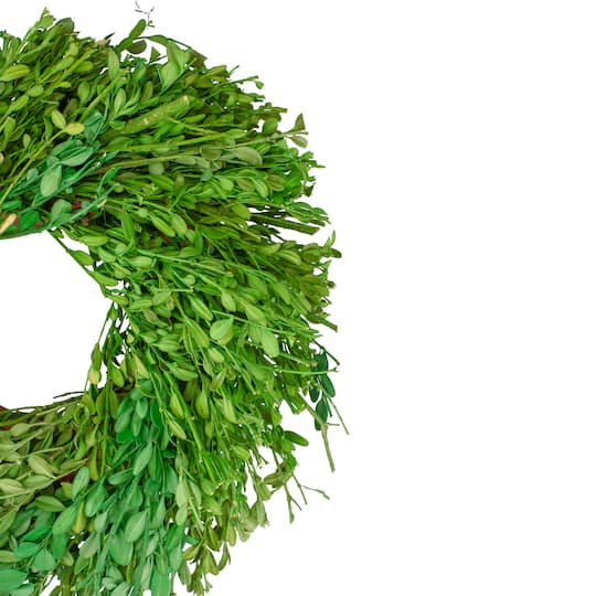 11" Green Foliage Wreath